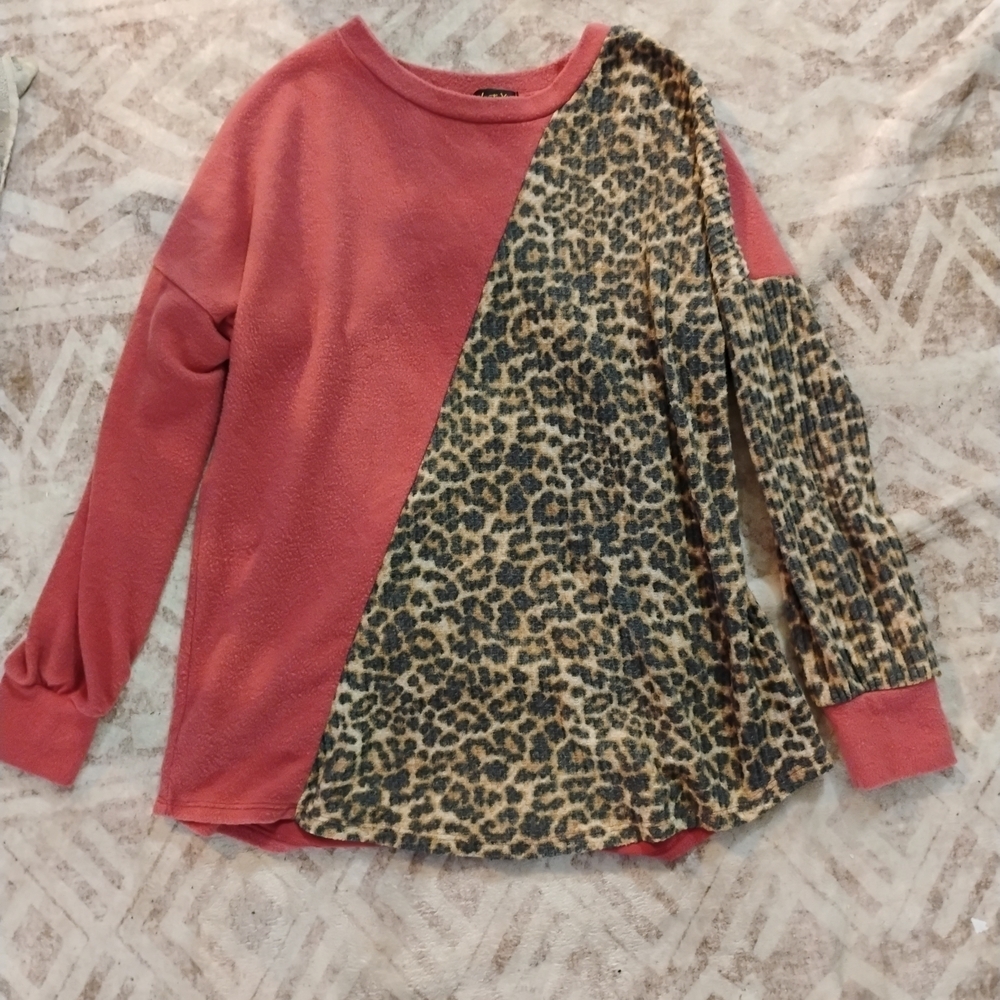 🚨5 For $25🚨Stylish Pink and Leopard Print Colorblock Women's Large Sweatshirt